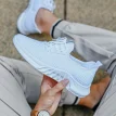 Białe sportowe buty damskie SUPER STAR 537G