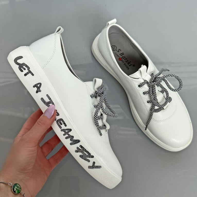 Białe półbuty damskie S.BARSKI SS27-39