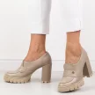 Taupe Polskie mokasyny damskie na słupku, loafersy Deoni D207
