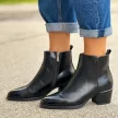Czarne botki damskie na obcasie VINCEZA 10785 PU