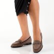 Szare loafersy damskie na obcasie, półbuty JEZZI 2167-1