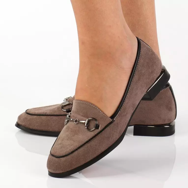 Szare loafersy damskie na obcasie, półbuty JEZZI 2167-1