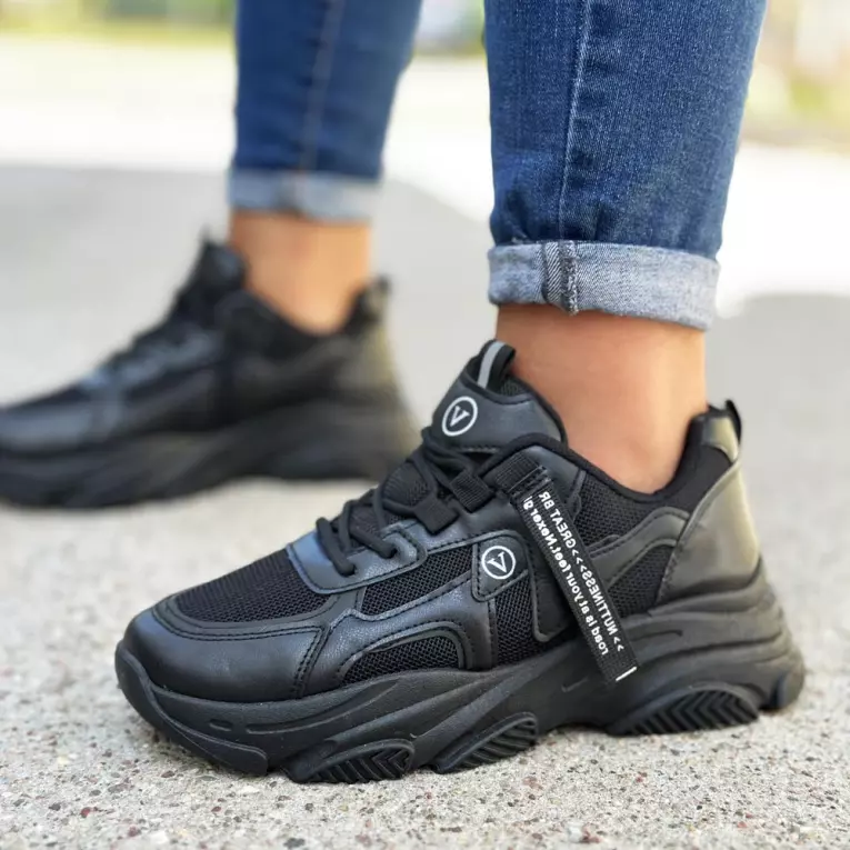 Czarne buty damskie sportowe VINCEZA 13577